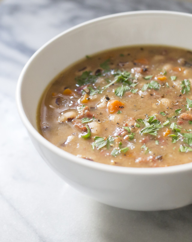Instant Pot Black Eyed Peas and Ham Soup - Healing and Eating